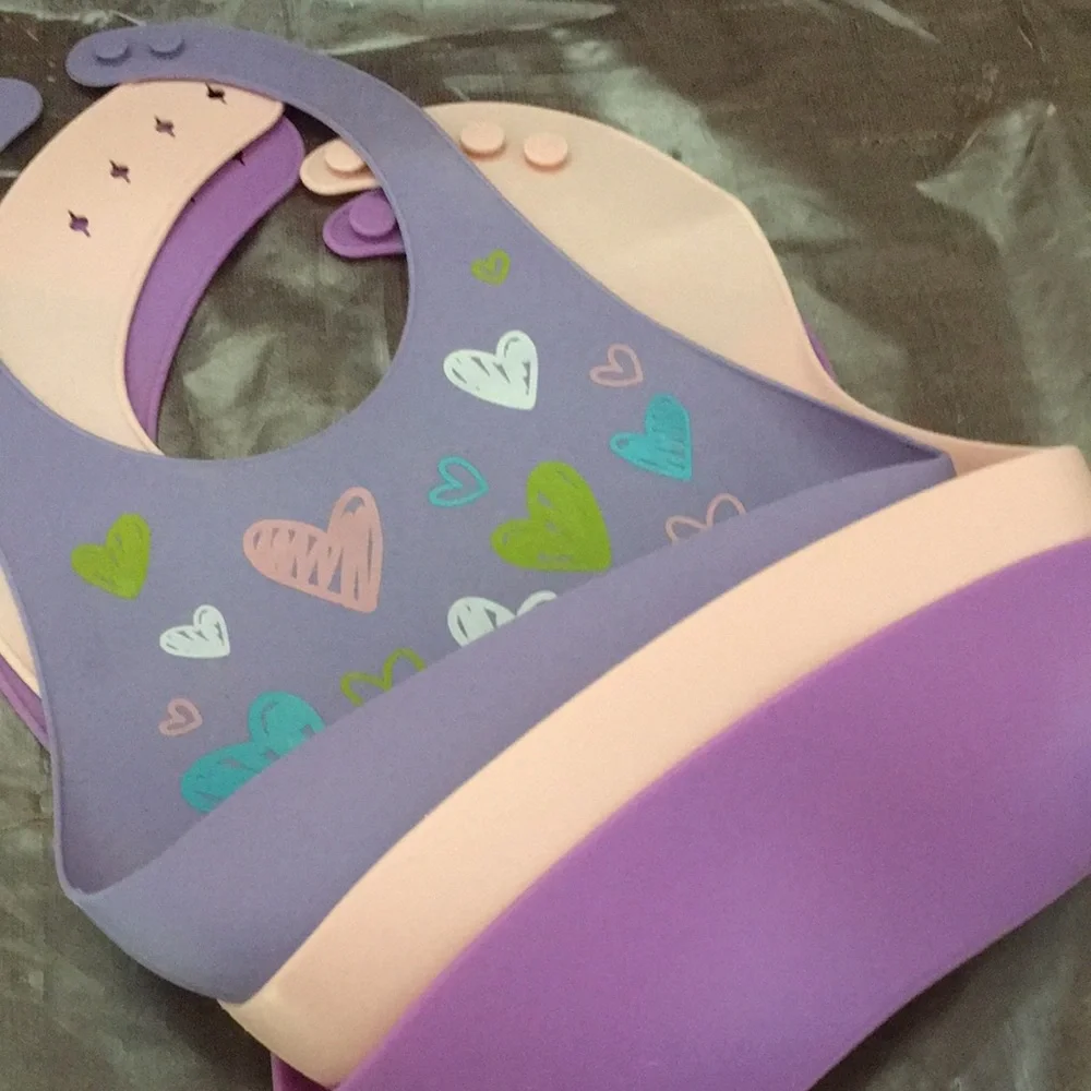 Kids 3?Silicone Bib with Heart Print in Purple & Pink